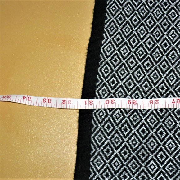 NWT C.D. daniels black sweater with matching scarf - Picture 9 of 9